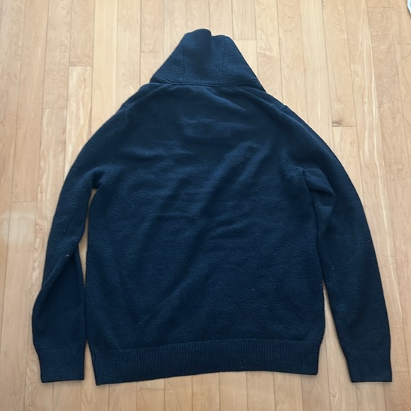 Banana Republic sweater - Picture 3 of 3